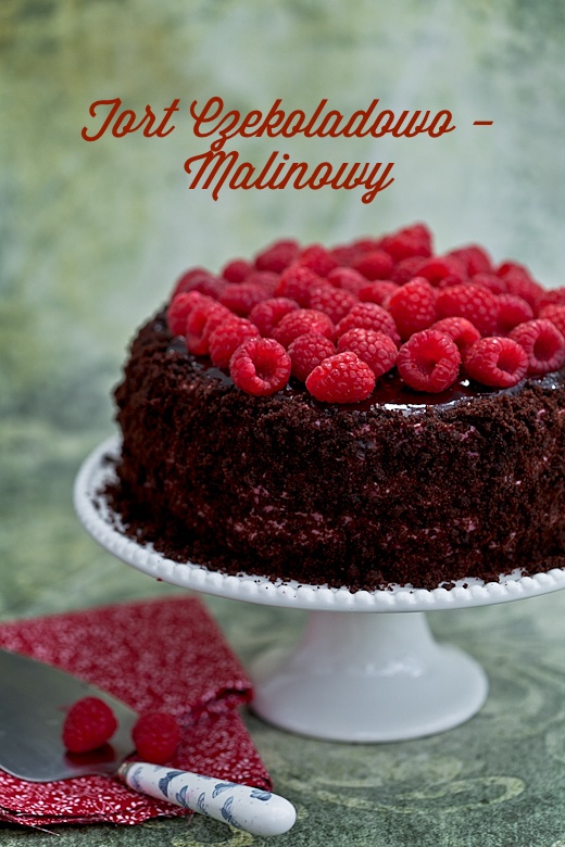 Tort czekoladowo - malinowy
