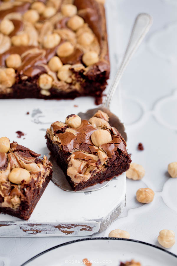 Brownie z kremem z orzechów laskowych